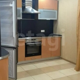 Продажа 2-комн квартиры на вторичном рынке Гаккелевская улица,  д. 33 к1