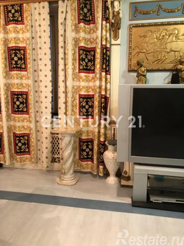 Продажа 4-комн квартиры на вторичном рынке Бережковская наб.,  д. 14