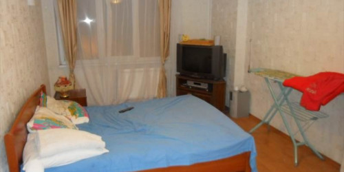 3-комн квартира Земский пер. ,  д. 11,  к. 2
