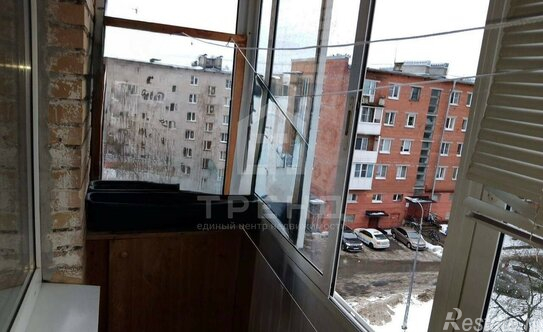 Продажа 4-комн квартиры на вторичном рынке улица Победы,  д. 19