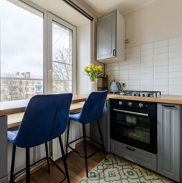 Продажа 2-комн квартиры на вторичном рынке улица Крупской,  д. 31