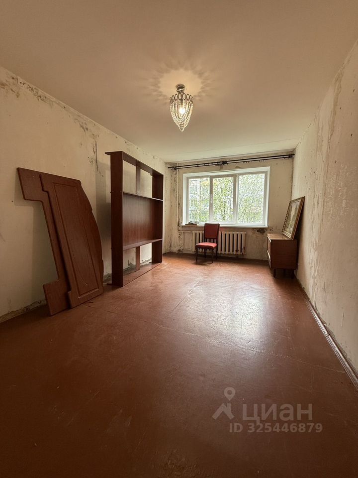 Продажа 2-комн квартиры на вторичном рынке Гатчина, улица Достоевского, 15