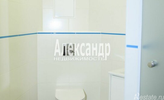 Продажа 3-комн квартиры на вторичном рынке Мурино г, Шувалова ул,  д. 50