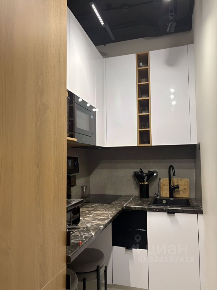 Продажа 3-комн квартиры на вторичном рынке Березовая аллея, 19к2