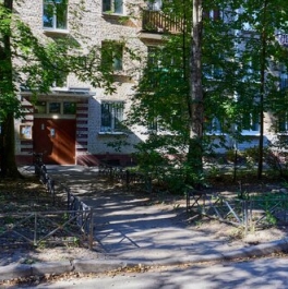 Продажа 1-комн квартиры на вторичном рынке улица Ленсовета,  д. 67 к2