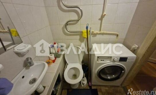 Продажа 1-комн квартиры на вторичном рынке Лесной п, Титова ул,  д. 4