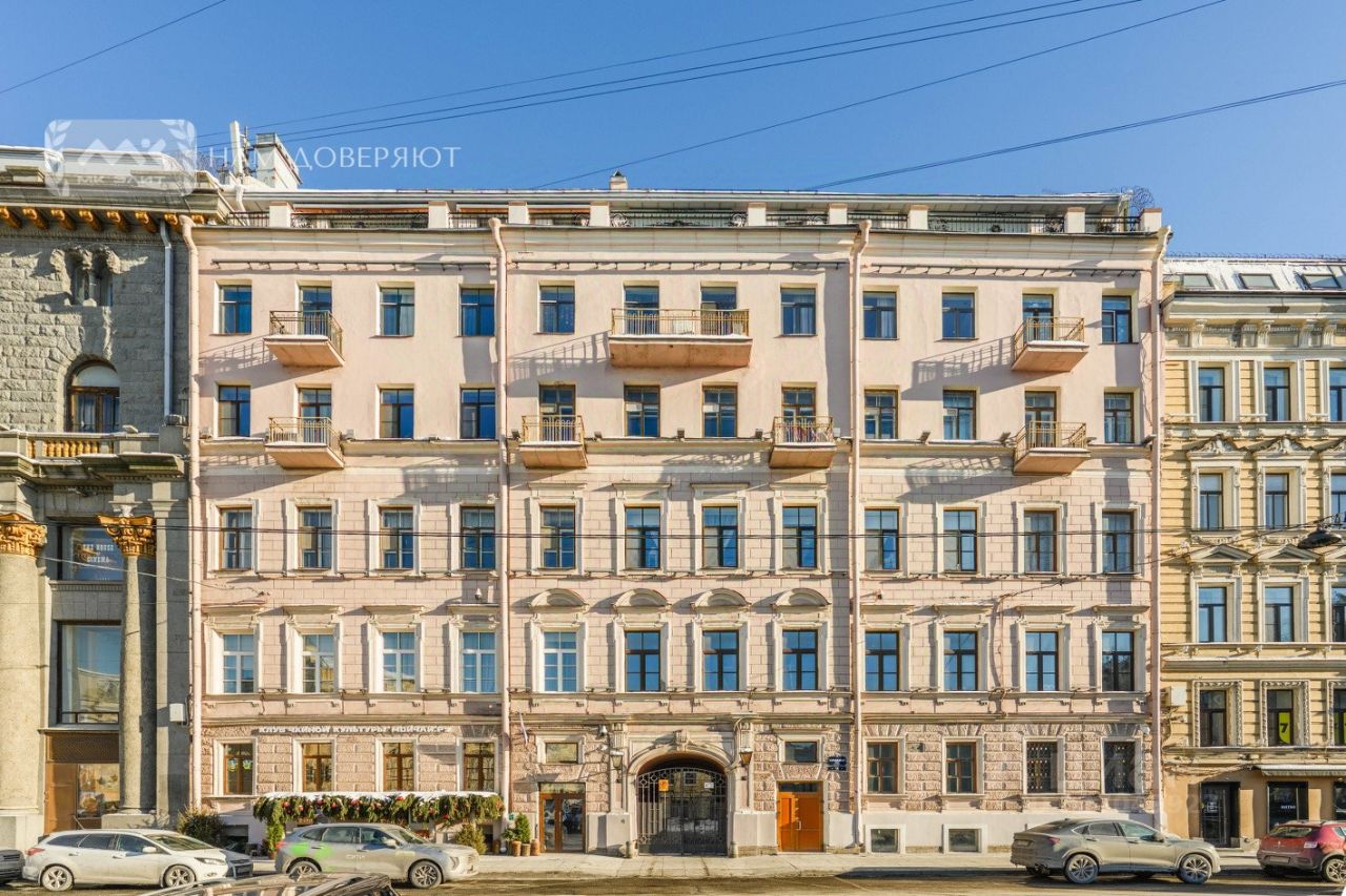 Продажа 4-комн квартиры на вторичном рынке Караванная улица, 14