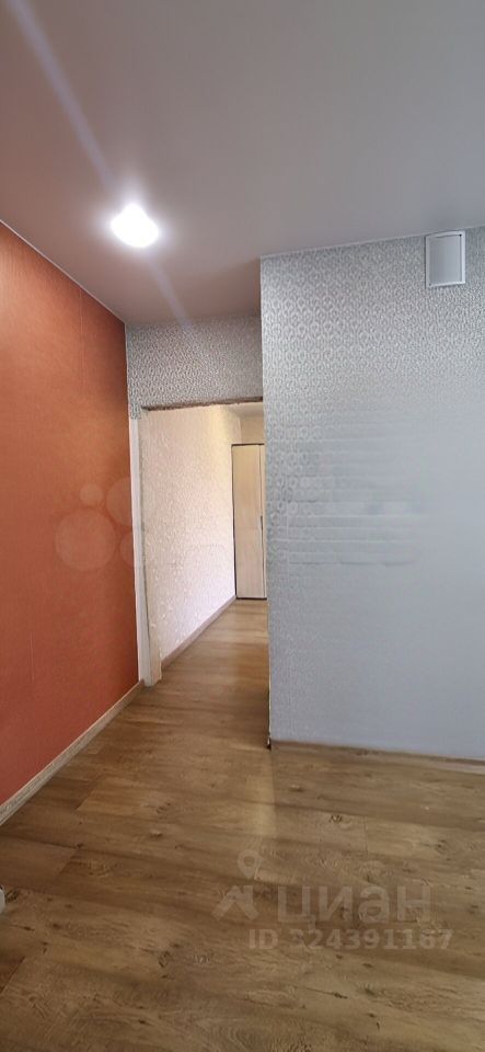 Продажа 3-комн квартиры на вторичном рынке Кудрово г., улица Пражская, 15