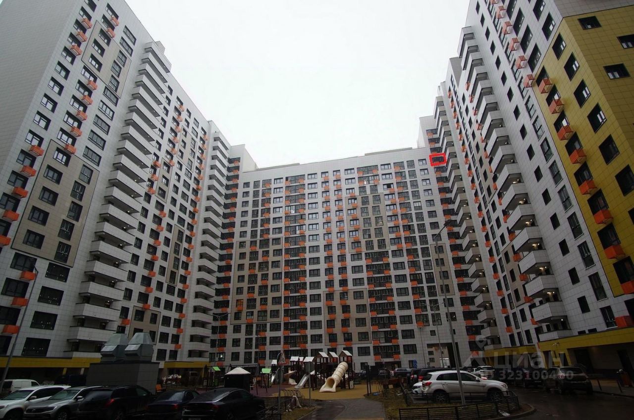 Продажа 4-комн квартиры на вторичном рынке 6-я Радиальная улица, 7/1к1