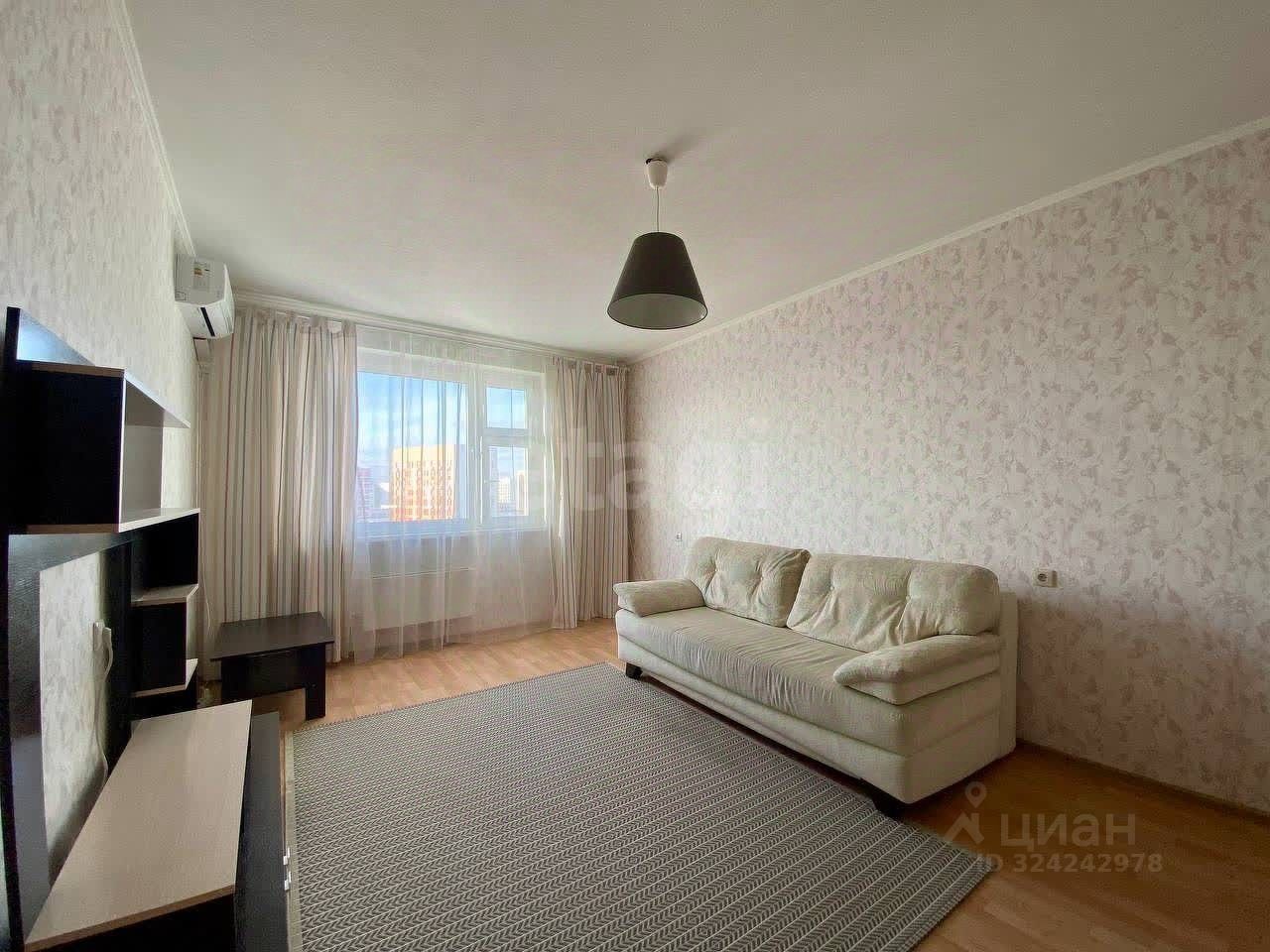 Продажа 2-комн квартиры на вторичном рынке улица Александры Монаховой, 95к1