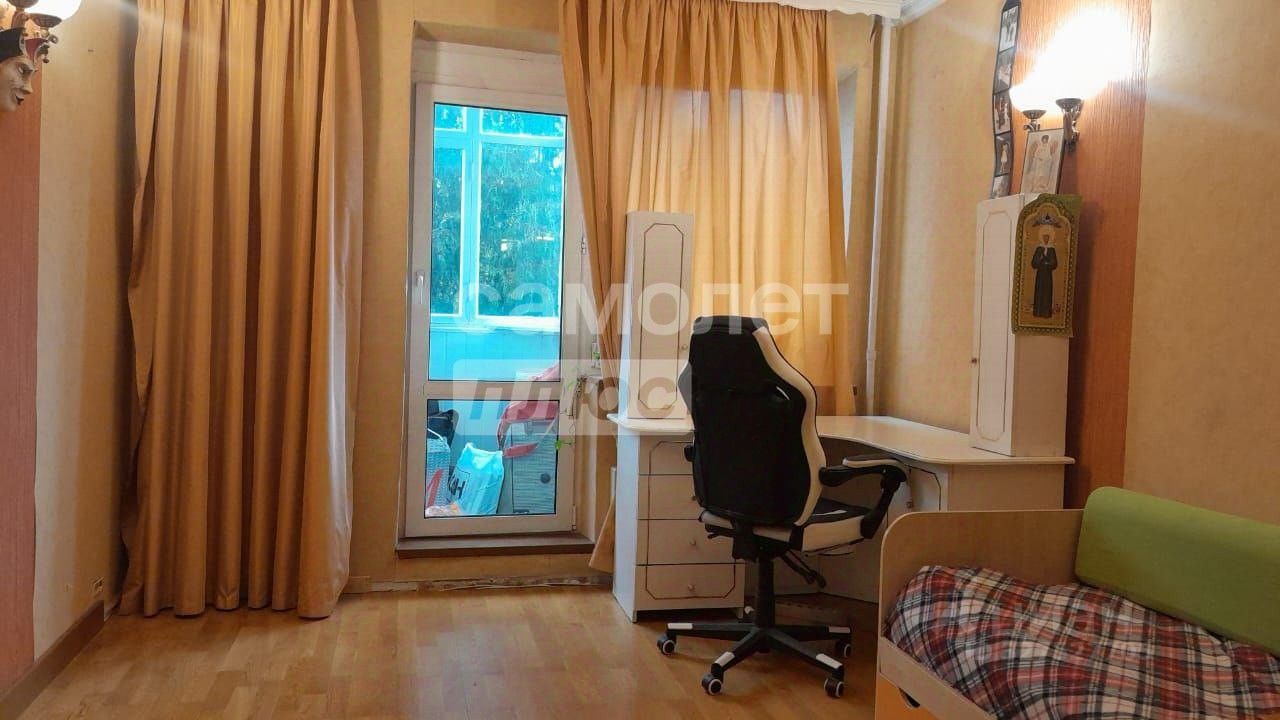 Продажа 3-комн квартиры на вторичном рынке Измайловский бульвар, 56