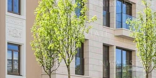 3-комн квартира улица Большая Полянка, 44