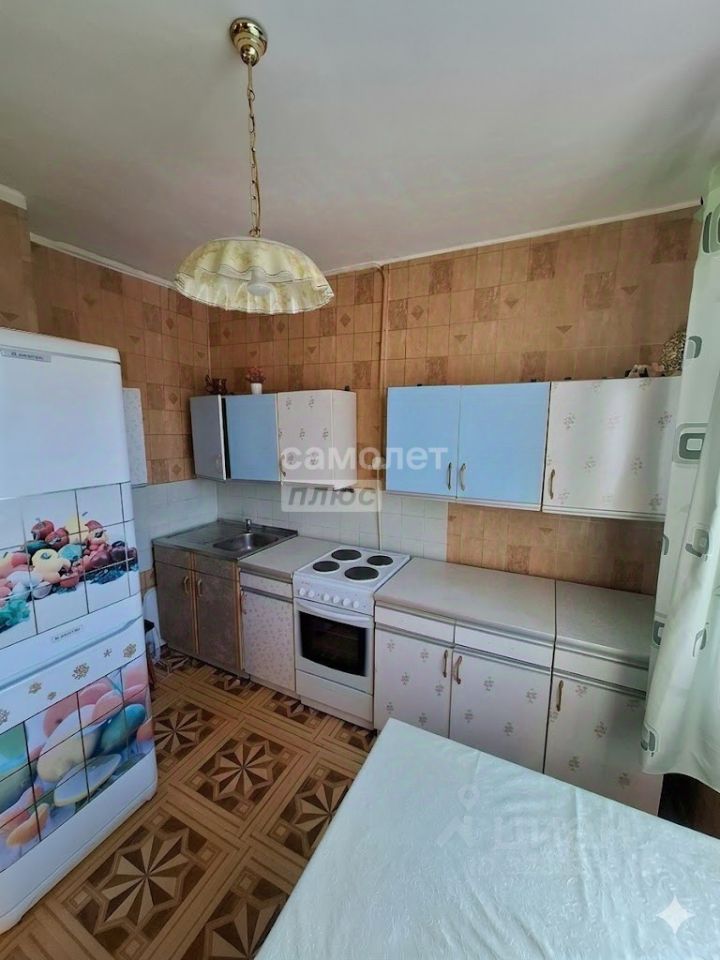 Продажа 2-комн квартиры на вторичном рынке Солнечногорский проезд, 11