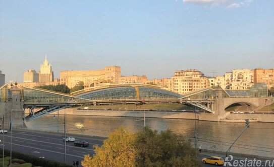 Аренда 2-комн квартиры на вторичном рынке Бережковская набережная,  д. 4