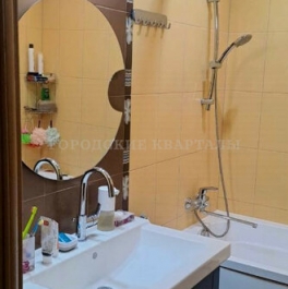 Продажа 2-комн квартиры на вторичном рынке Химки, ул Горшина,  д. 1