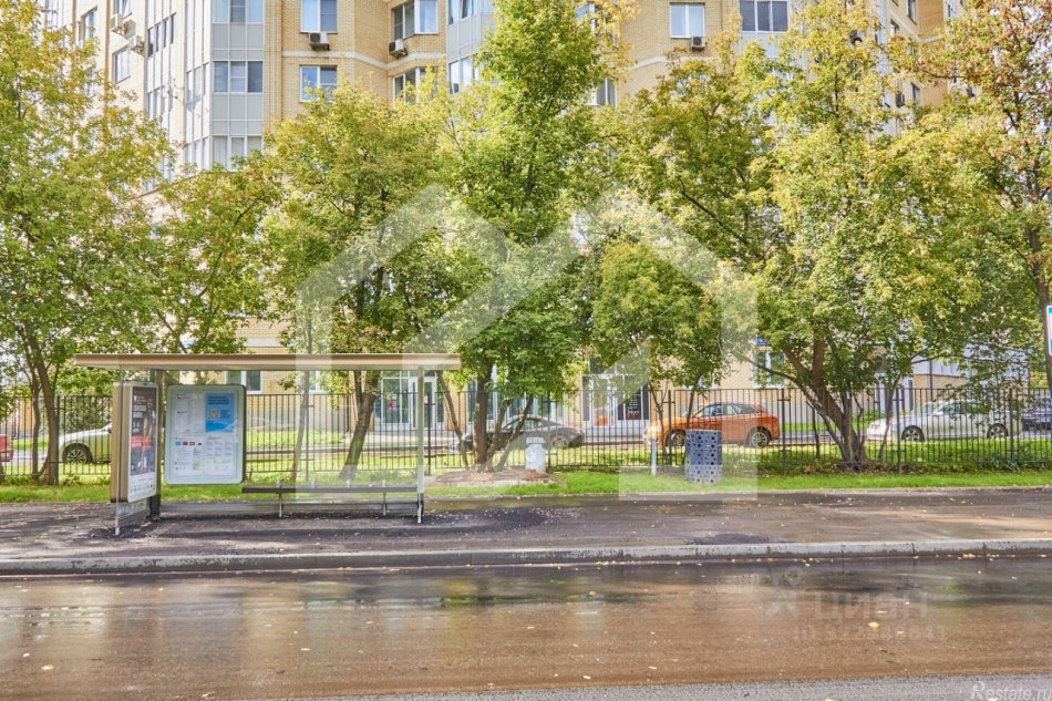 Аренда торгового помещения Челюскинская улица,  д. 9