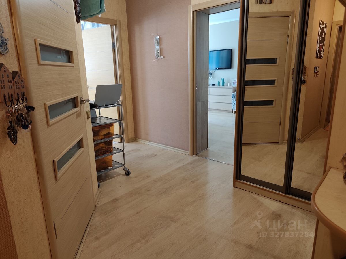 Продажа 1-комн квартиры на вторичном рынке Пушкин, Ленинградская улица, 2бк2
