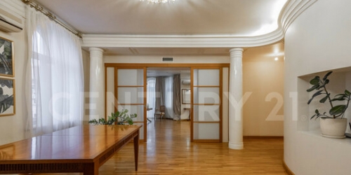 5-комн квартира Бармалеева улица,  д. 2
