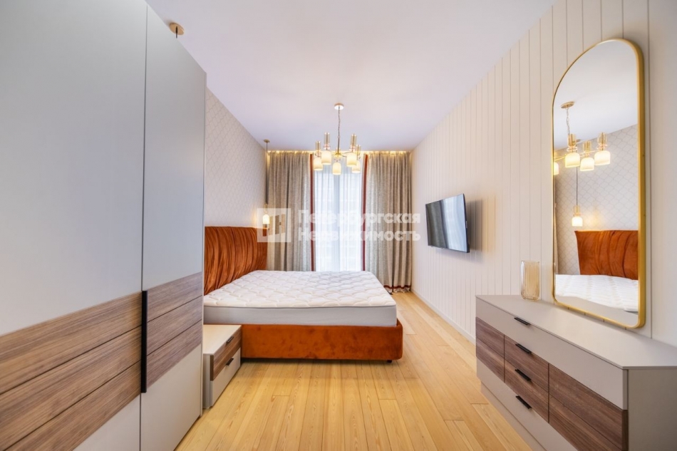 Продажа 4-комн квартиры на вторичном рынке Петровский пр-кт, д 24 к 2