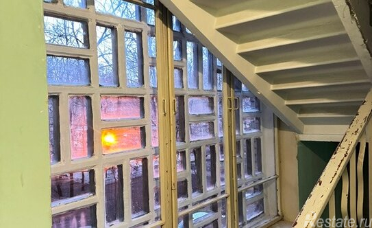 Продажа 2-комн квартиры на вторичном рынке Московский пр-кт,  д. 205 литБ