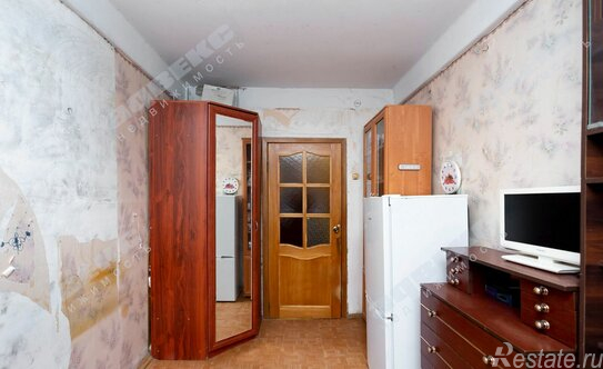 Продажа 2-комн квартиры на вторичном рынке улица Федосеенко,  д. 25