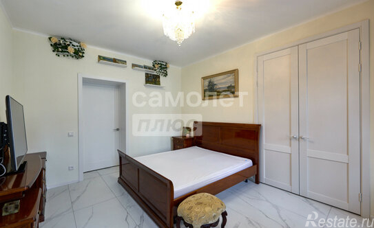 Продажа 4-комн квартиры на вторичном рынке ул Тверская,  д. 12,  к. 6