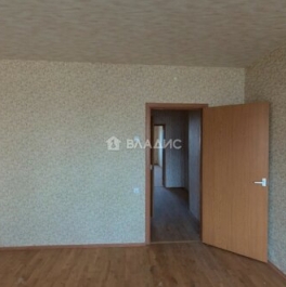 Продажа 3-комн квартиры на вторичном рынке улица Главмосстроя,  д. 5