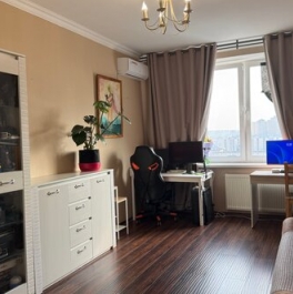 Продажа 1-комн квартиры на вторичном рынке ул Ворошилова,  д. 27,  к. 2