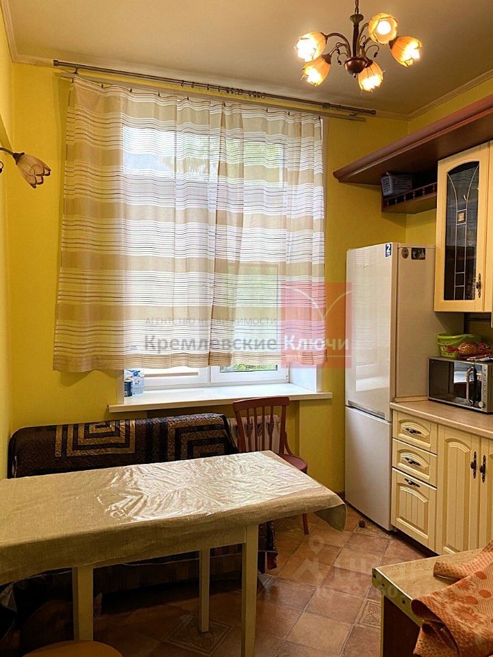 Продажа 3-комн квартиры на вторичном рынке улица Толбухина, 8К2