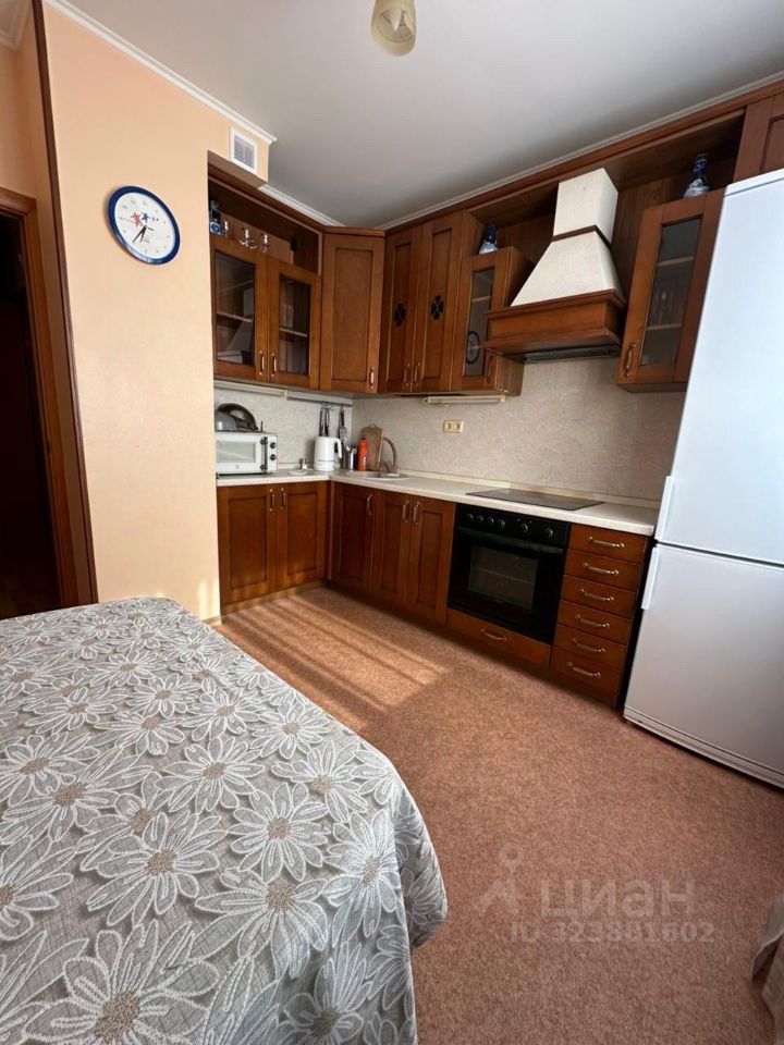 Аренда 2-комн квартиры на вторичном рынке улица Цюрупы, 16К1