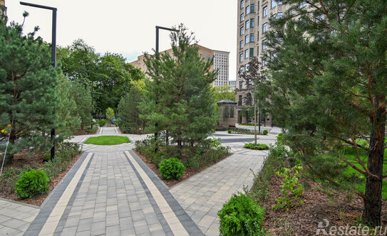 Продажа 3-комн квартиры на вторичном рынке улица Ротмистрова,  д. 2 к3