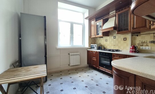 Аренда 3-комн квартиры на вторичном рынке Рощинский 4-й проезд,  д. 16