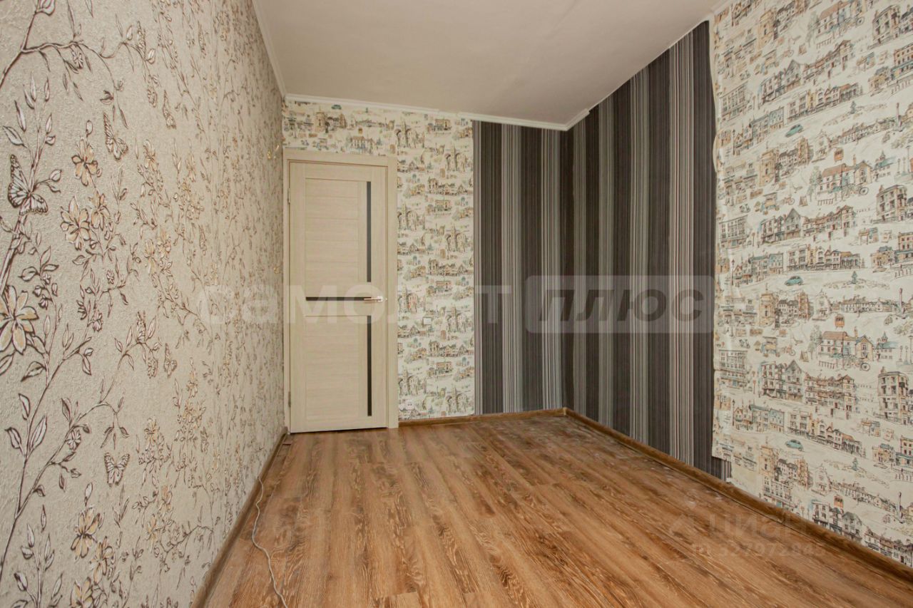 Продажа 2-комн квартиры на вторичном рынке Южный мкр, улица Карла Маркса,  д. 2