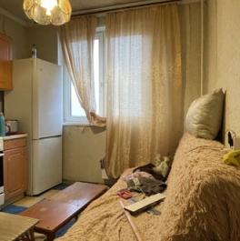 Продажа 2-комн квартиры на вторичном рынке улица Академика Капицы,  д. 32 к2