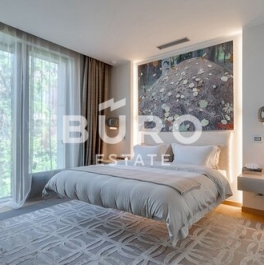 Продажа 5-комн квартиры на вторичном рынке Зачатьевский 1-й пер,  д. 4