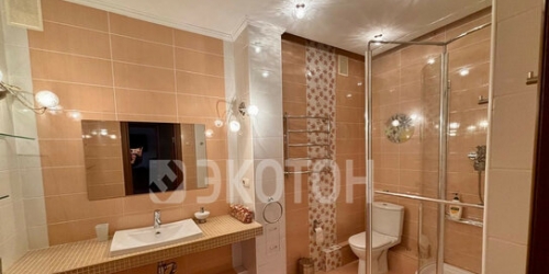 3-комн квартира Брянцева ул,  д. 15,  к. 2