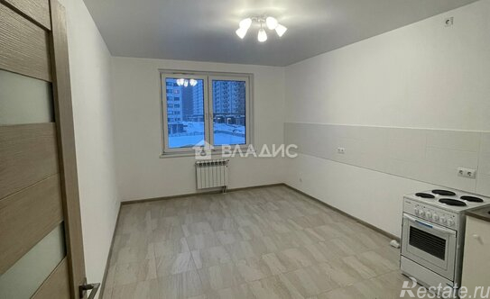 Продажа 3-комн квартиры на вторичном рынке Кварцевая ул,  д. 5 к3