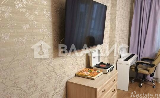 Продажа 2-комн квартиры на вторичном рынке б-р Александра Грина