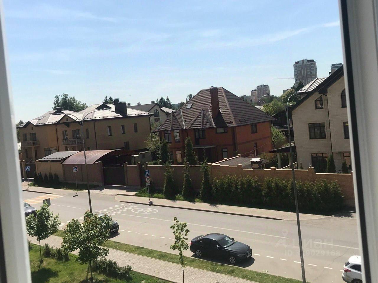 Продажа 2-комн квартиры на вторичном рынке улица Татьянин Парк, 12к7