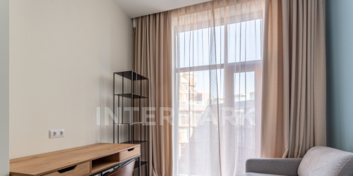 3-комн квартира Казакова ул., 7