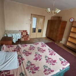 Продажа 2-комн квартиры на вторичном рынке Норильская улица