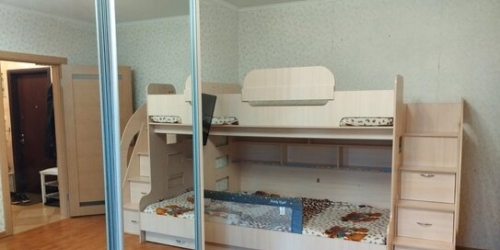 2-комн квартира Святоозёрская улица,  д. 32
