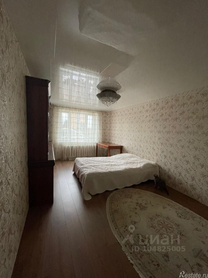 Продажа 3-комн квартиры на вторичном рынке Сходня, Первомайская улица,  д. 21