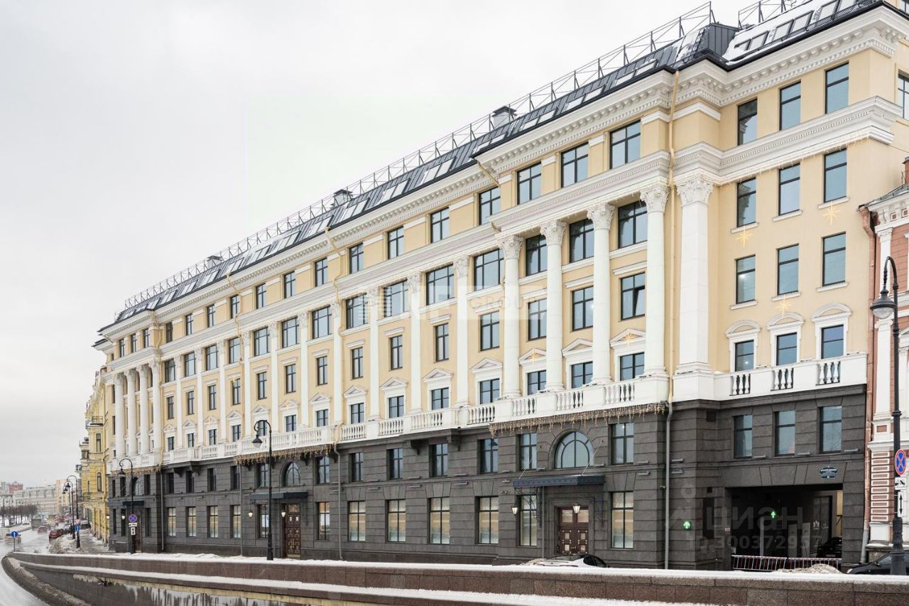 Продажа 5-комн квартиры на вторичном рынке набережная Воскресенская, 32