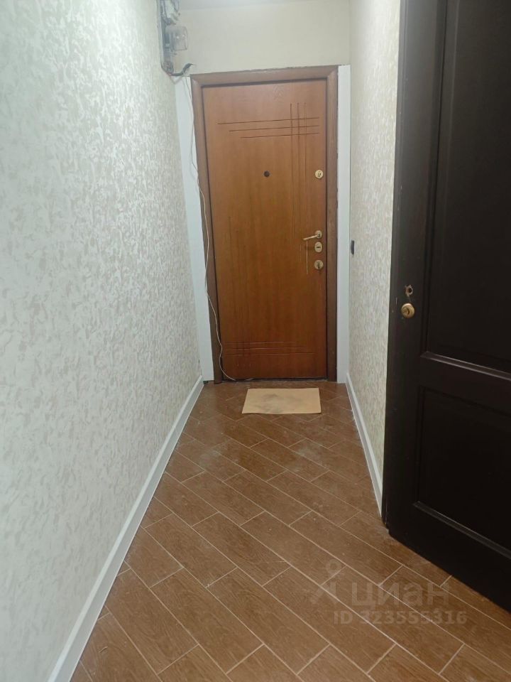 Продажа 2-комн квартиры на вторичном рынке Райцентр мкр, улица Комсомольская,  д. 17