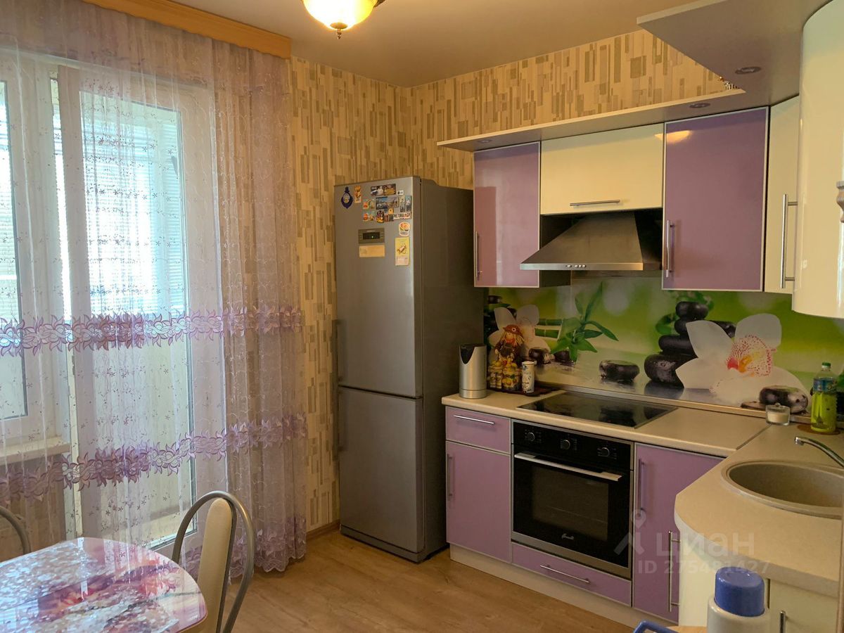 Продажа 2-комн квартиры на вторичном рынке Южный мкр, улица Курыжова, 15к1