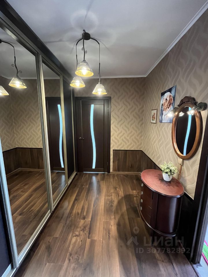 Продажа 2-комн квартиры на вторичном рынке Приморский проспект, 167К1