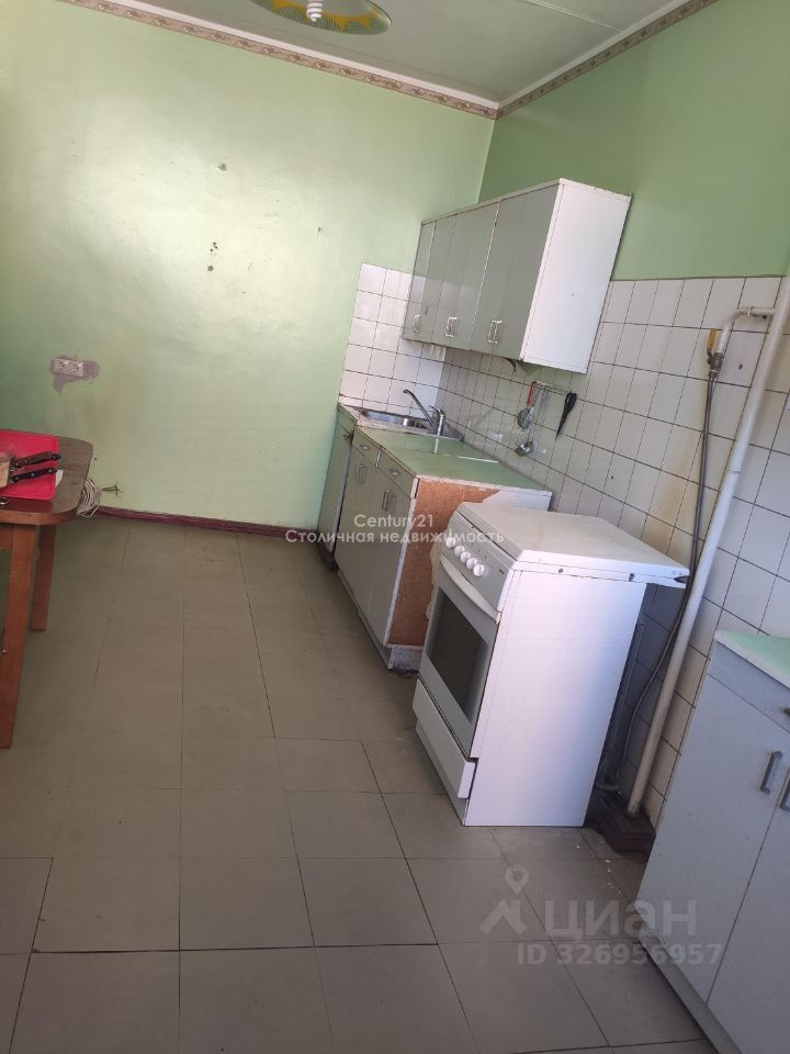 Продажа 3-комн квартиры на вторичном рынке улица Кибальчича, 2К1