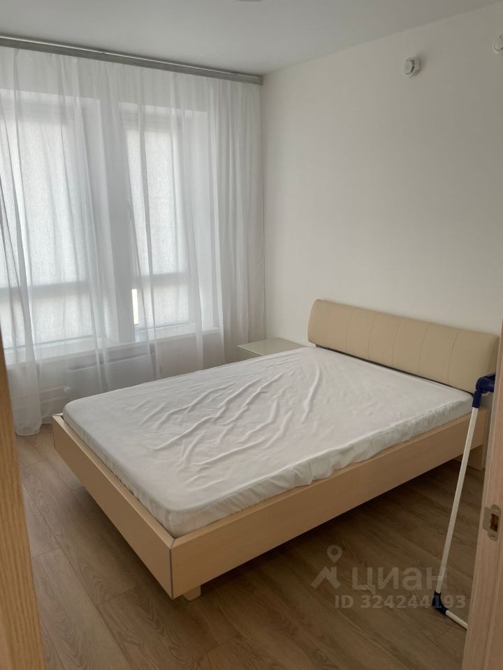 Аренда 1-комн квартиры на вторичном рынке Дрожжино пгт, улица Южная, 3к1