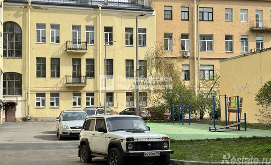 Продажа 2-комн квартиры на вторичном рынке Литейный проспект,  д. 32